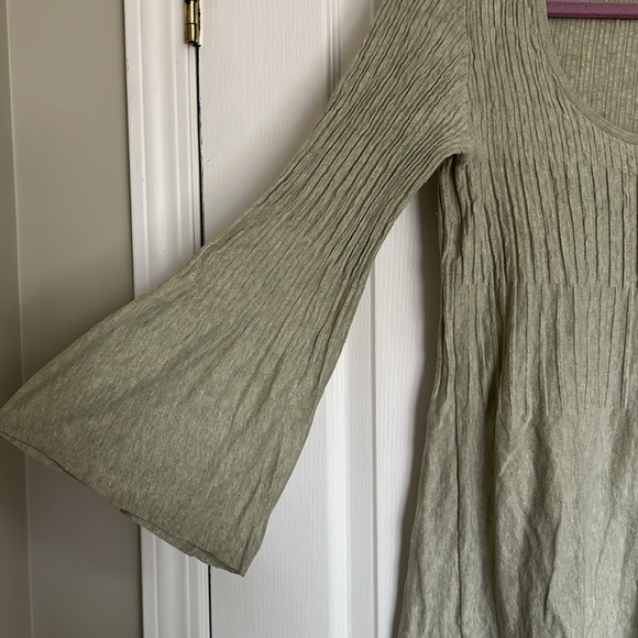 Autumn Cashmere - Sage green, lightweight knit sweater. Bell 3/4 sleeve - Picture 3 of 5